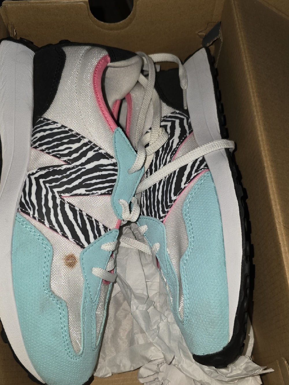 Sneakers